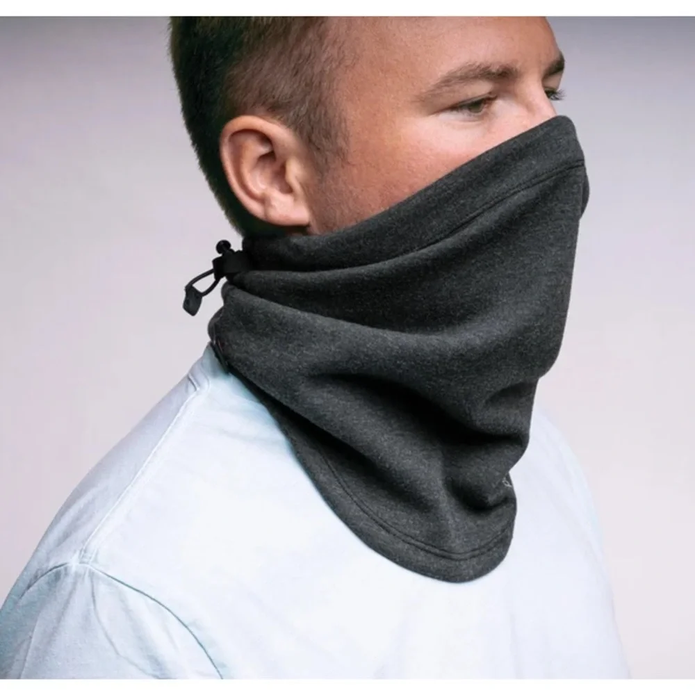 NWT Pacsafe neck gaiter